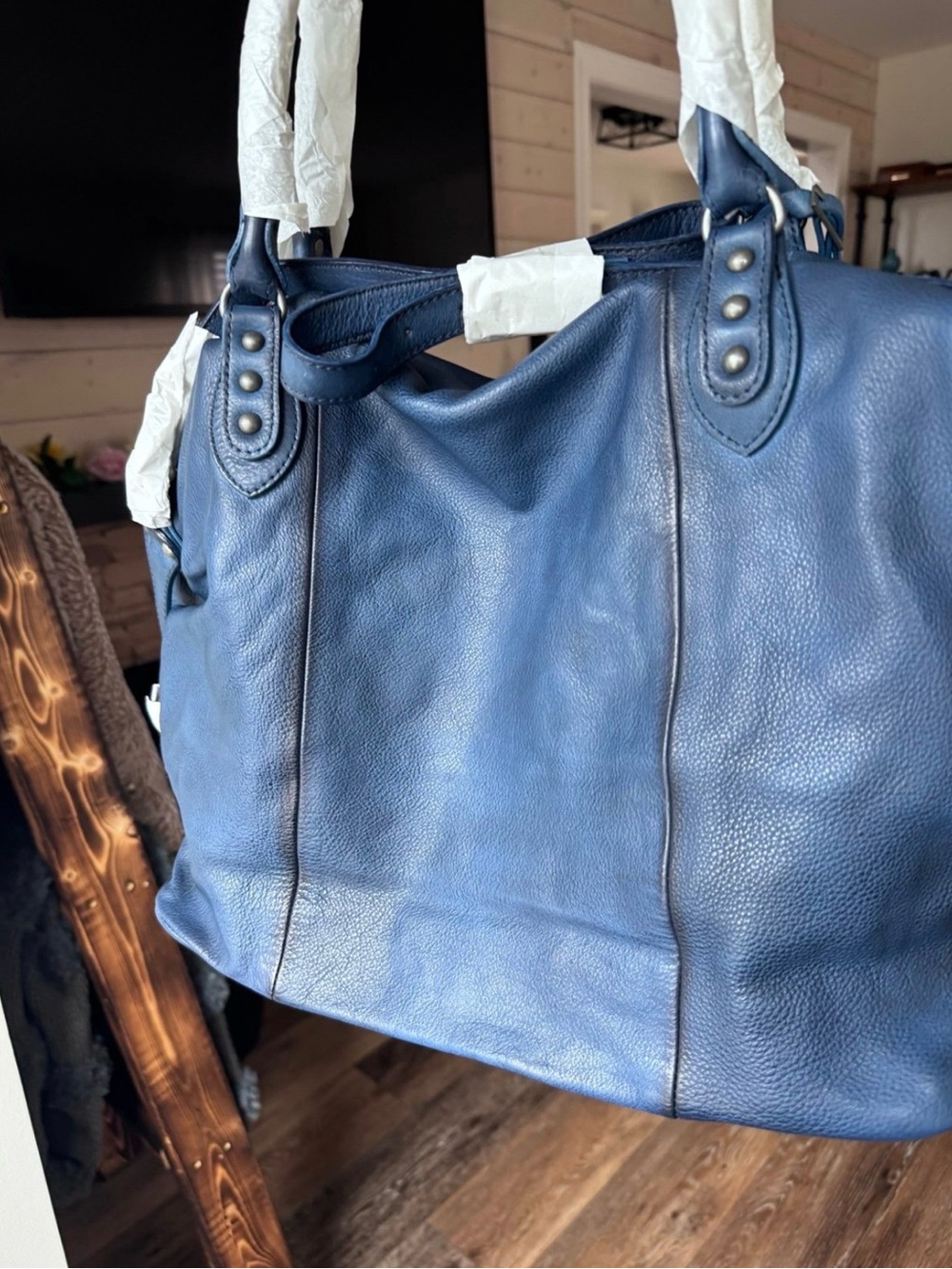 New - Free People Large Emerson Tote - Dark Rinse - Picture 6 of 7